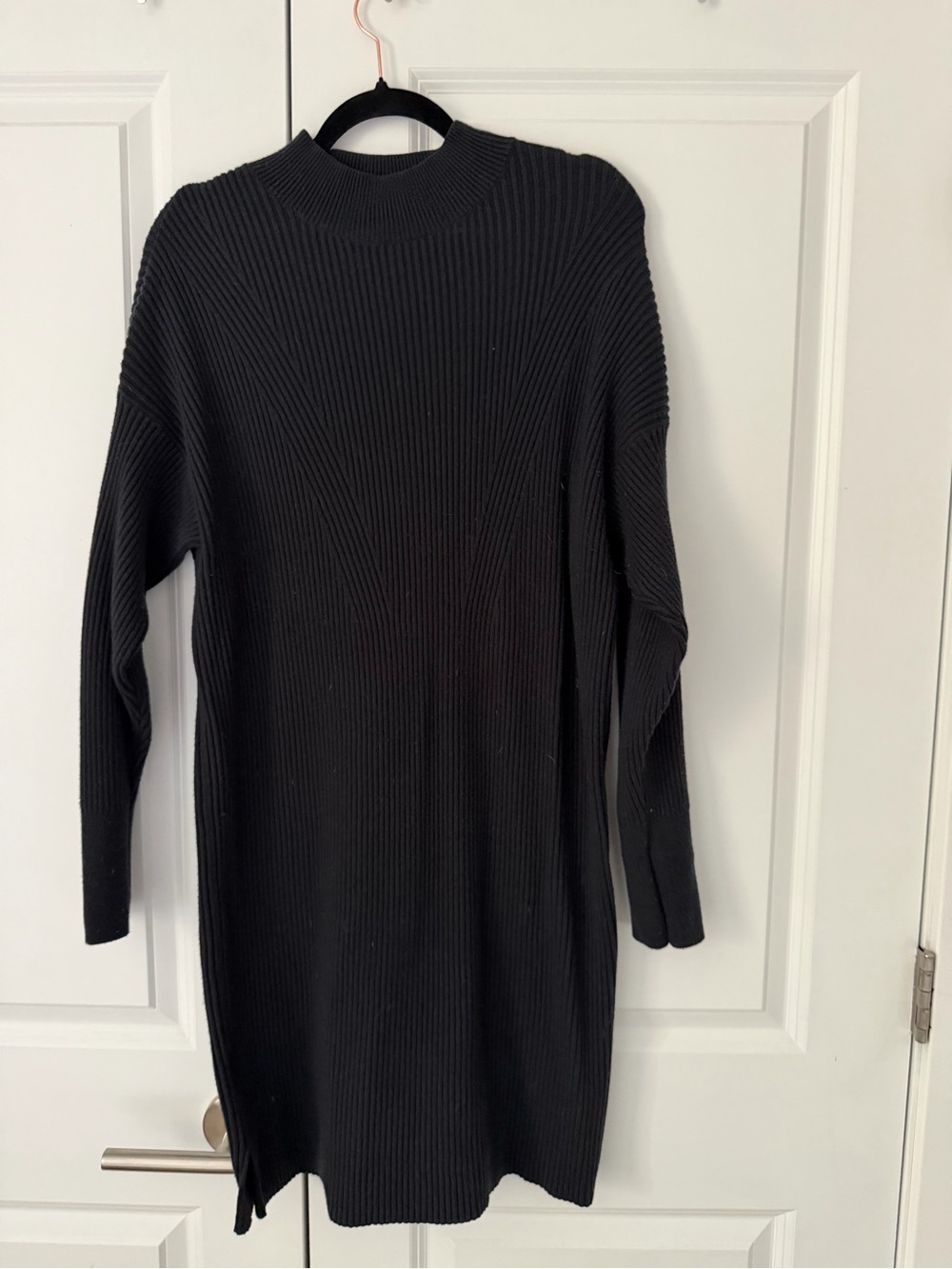 Abercrombie & Fitch Black Ribbed Mock Neck Sweater